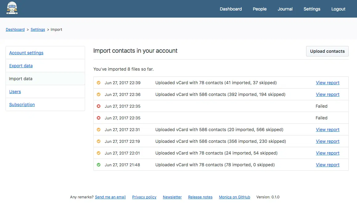 Een lijst met eerdere vCard-imports, elk met het aantal geïmporteerde en overgeslagen contacten.