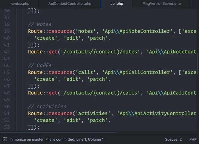 De API-routes van Monica, geopend in een code-editor.